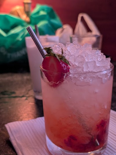 Fresh Kills Bar photo 5