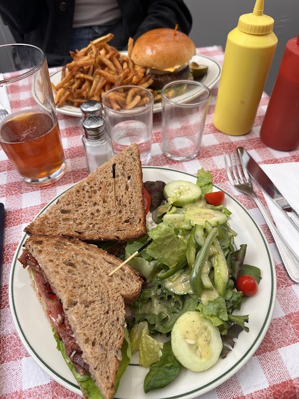 Photo of Fanelli Café