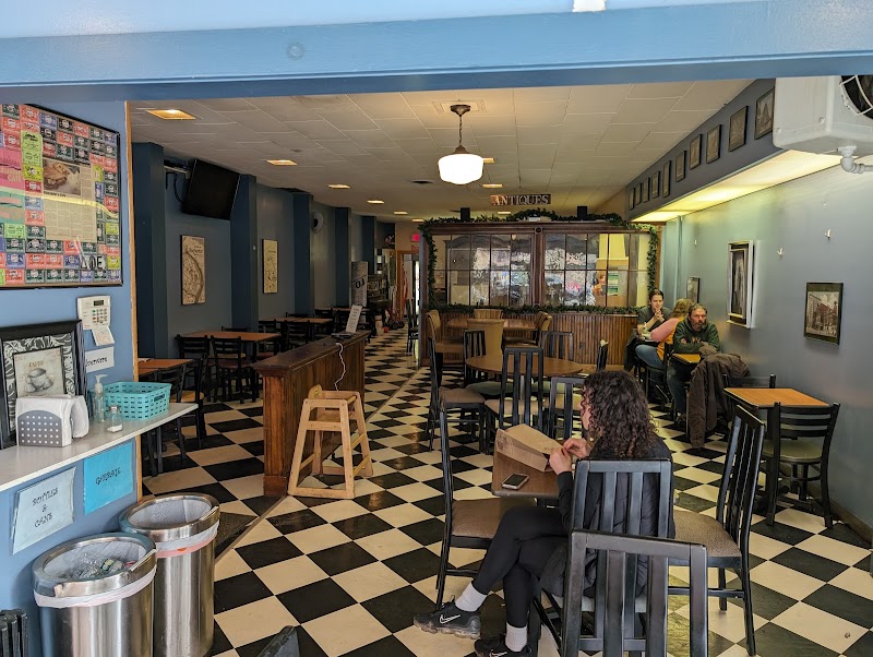 Alexander's Cafe photo 4