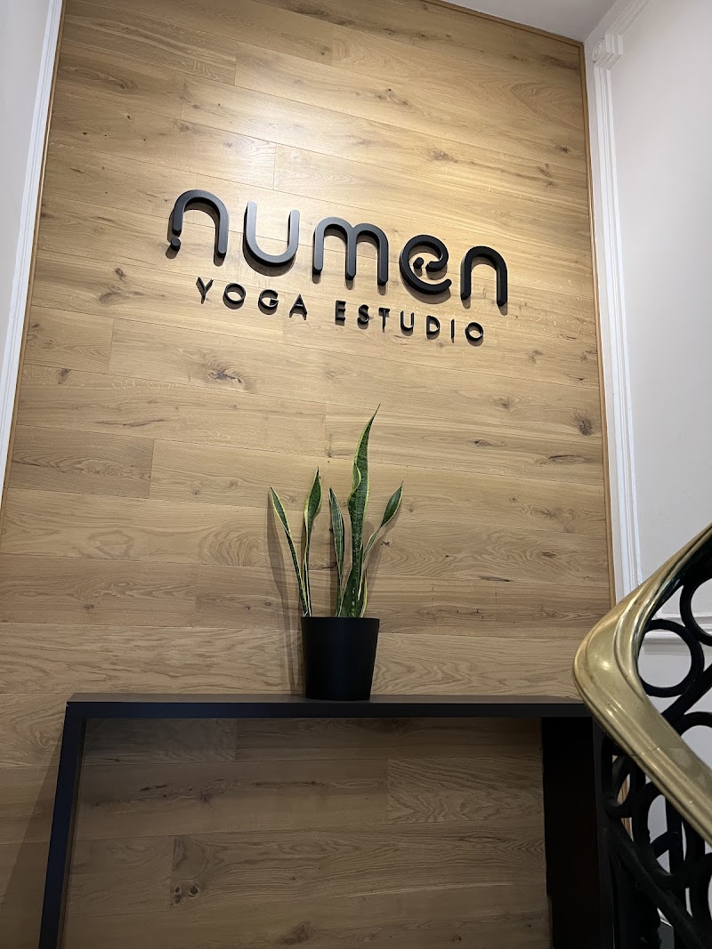 Numen Yoga Estudio