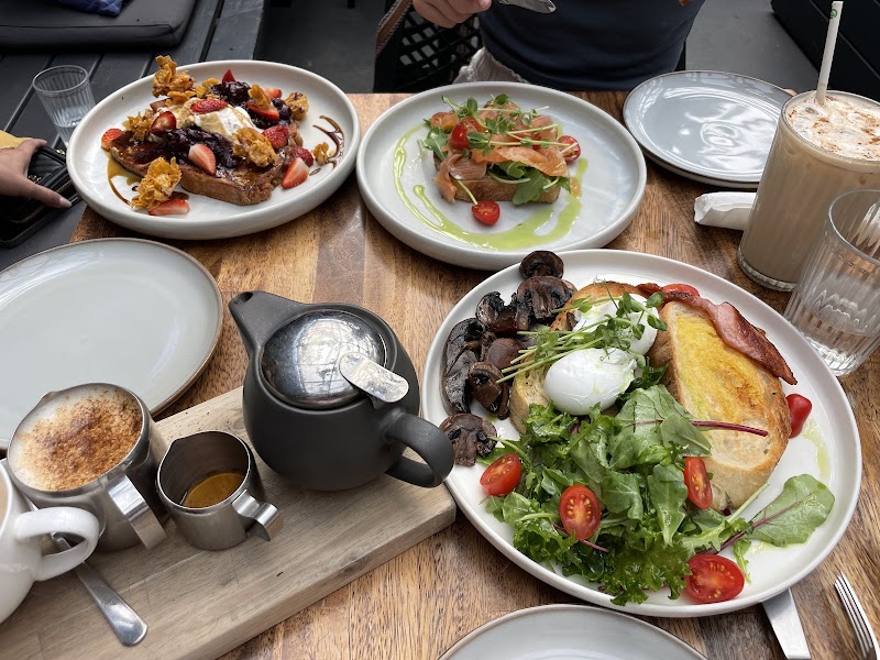 Little Sisto photo 3