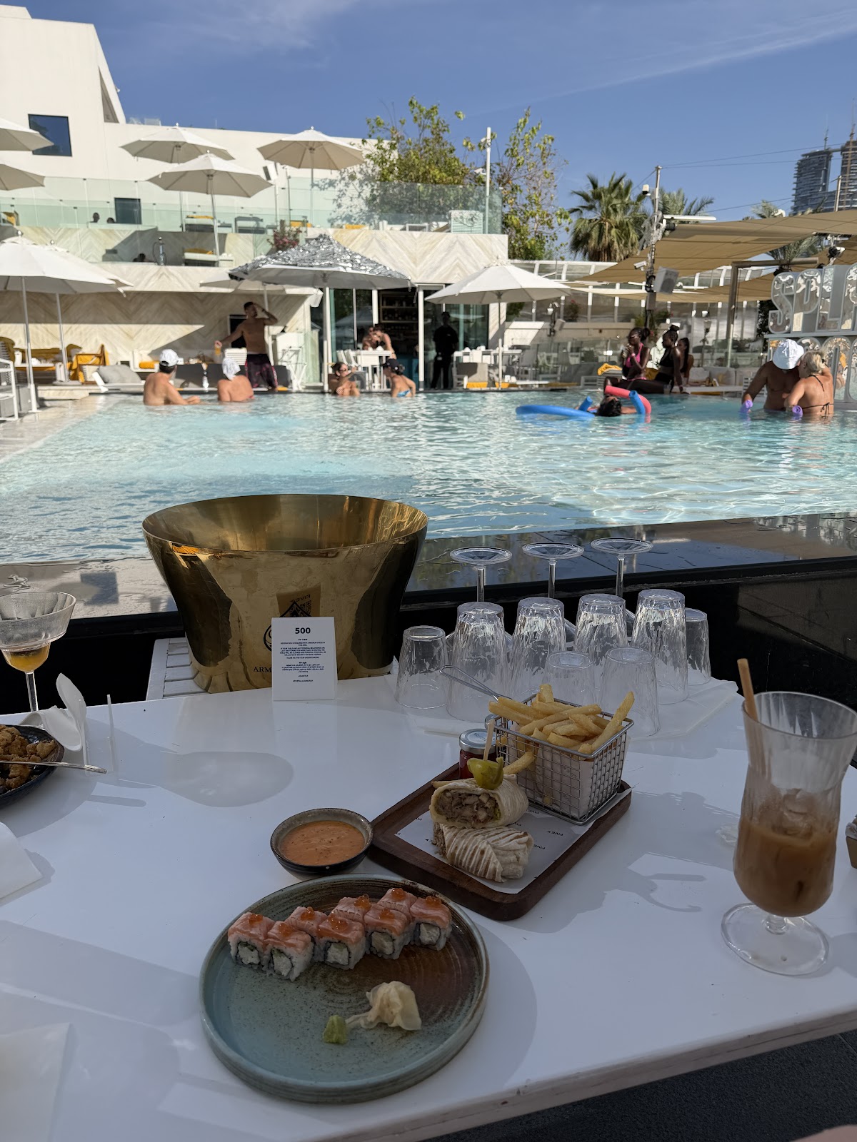 The Social Pool | Pool Party in Dubai | FIVE Palm Jumeirah 5