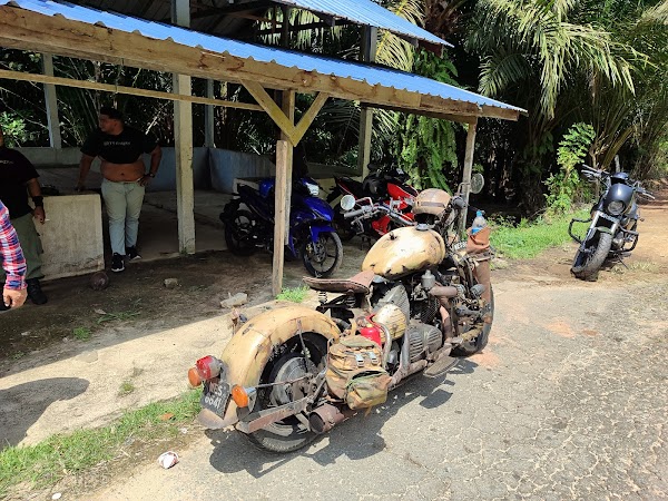 Kampung Sungai Putat - Photo 1