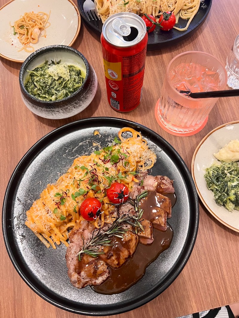 Summer Folks Cafe & Steakhouse photo 2