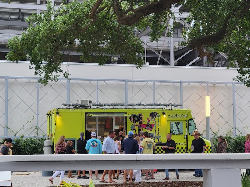 The Motley Chew Food Truck photo 2