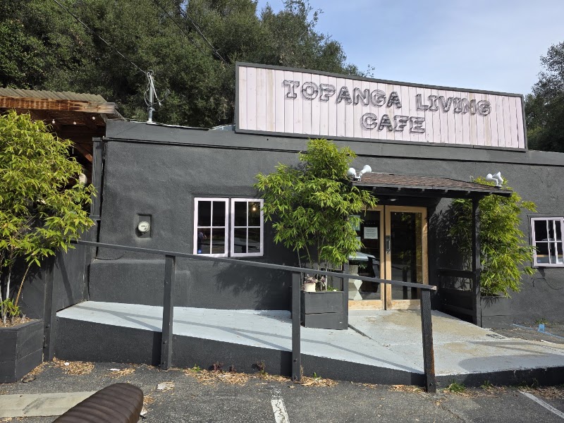 Topanga Living Cafe photo 3