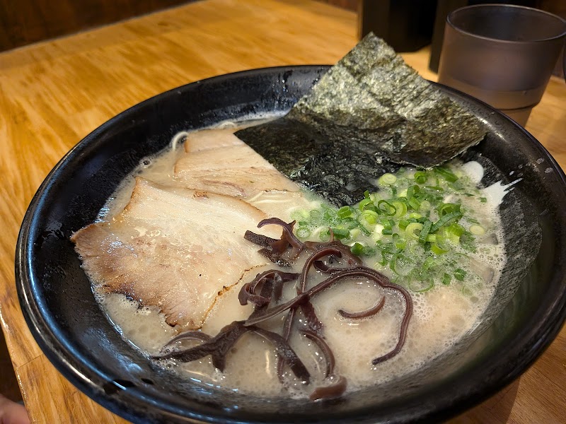 石田一龍 福岡博多店 写真3