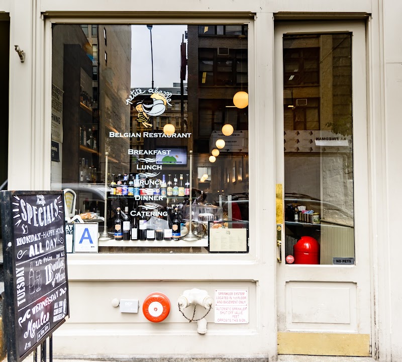 Photo of Petite Abeille