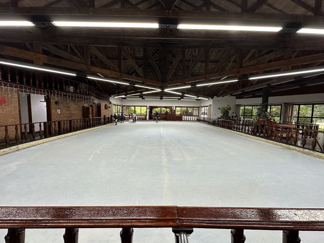 Monte Verde Skating exterior — Camanducaia – MG, Brazil