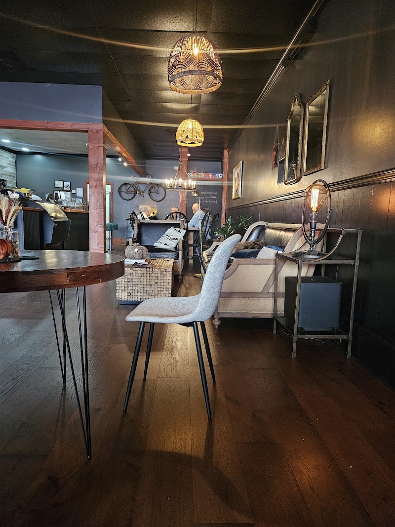 Moody Brews Coffee & Lounge photo 3