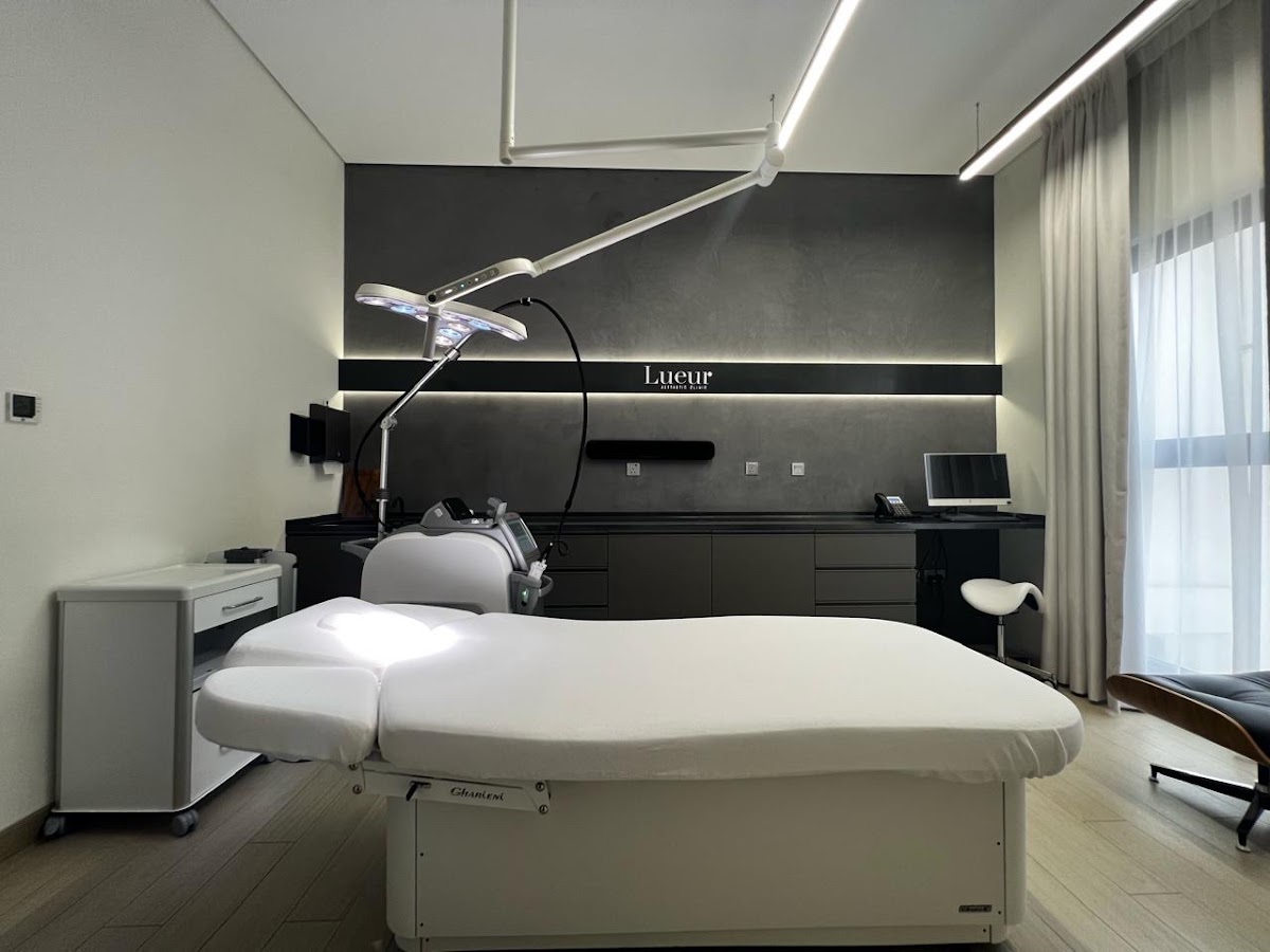 Lueur Aesthetic Clinic 2