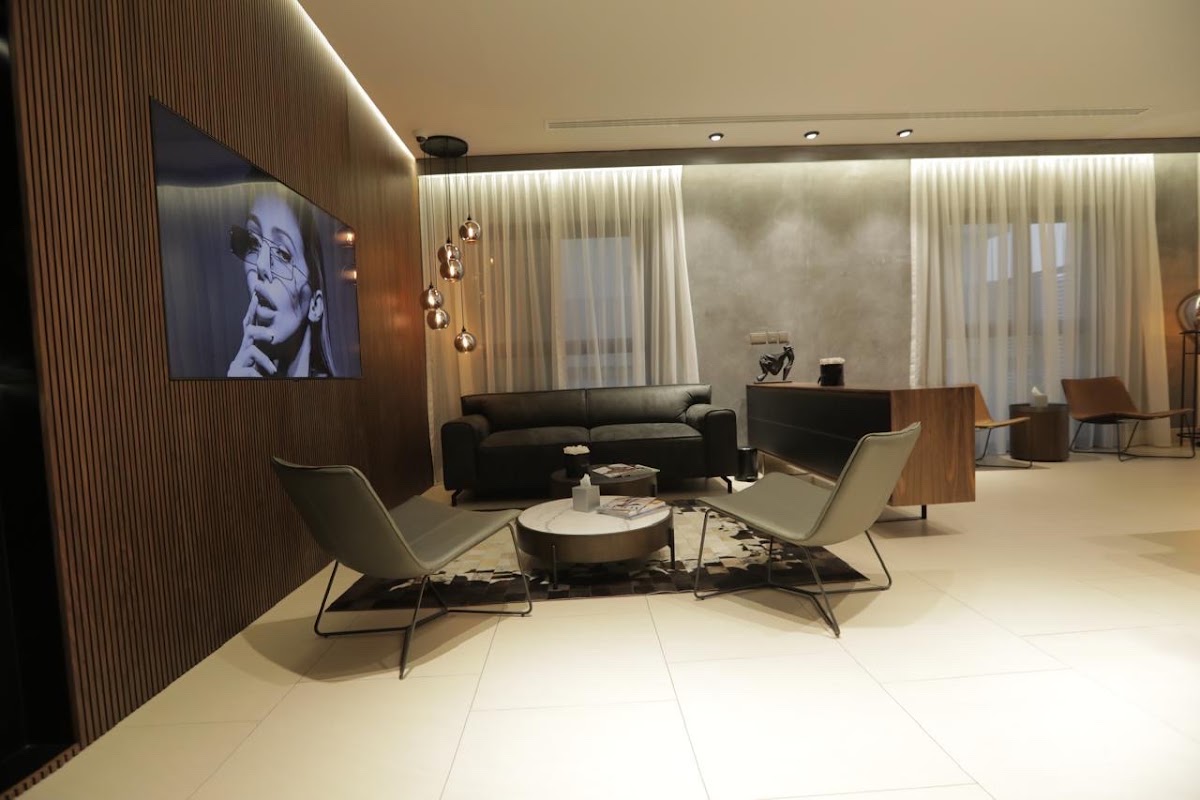 Lueur Aesthetic Clinic 3