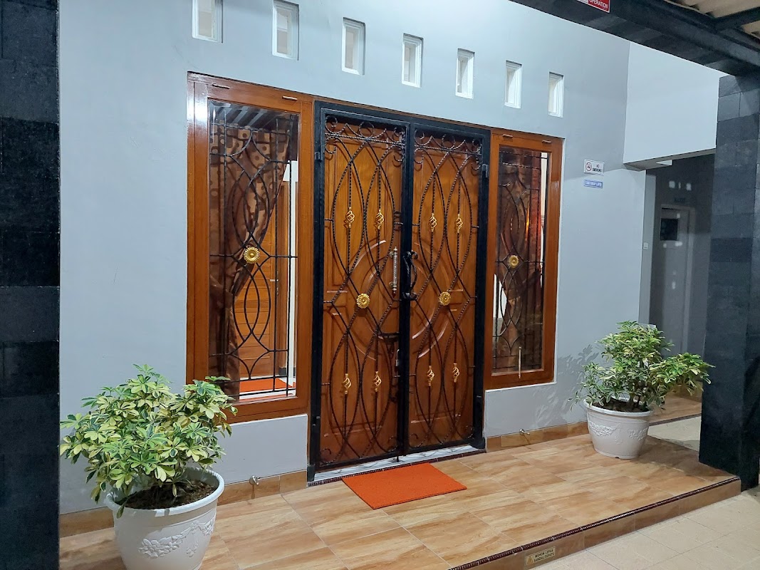 Kos Eksklusif Putri Gardenia