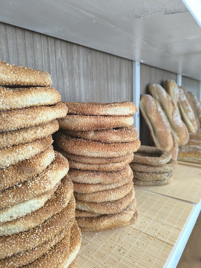 Baker's Box artisanal bakery Glinado