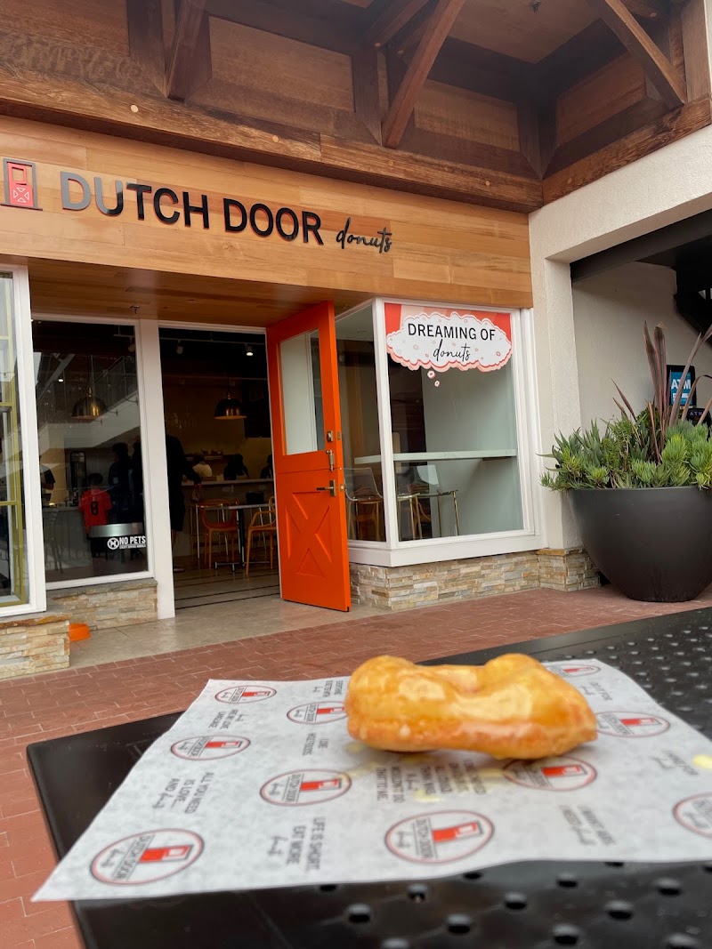 Dutch Door Donuts photo 1