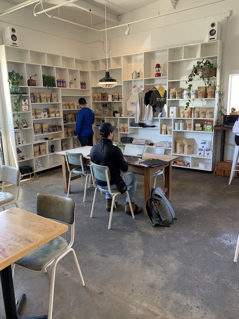 Airship Coffee at 5th Street photo 4