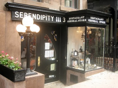 Serendipity 3 - Upper East Side photo 1