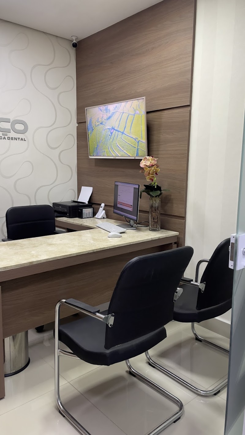 Avanço Implantes & Estética Dental - foto 4