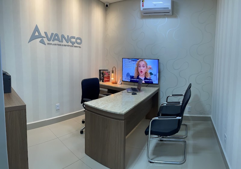 Avanço Implantes & Estética Dental - foto 2