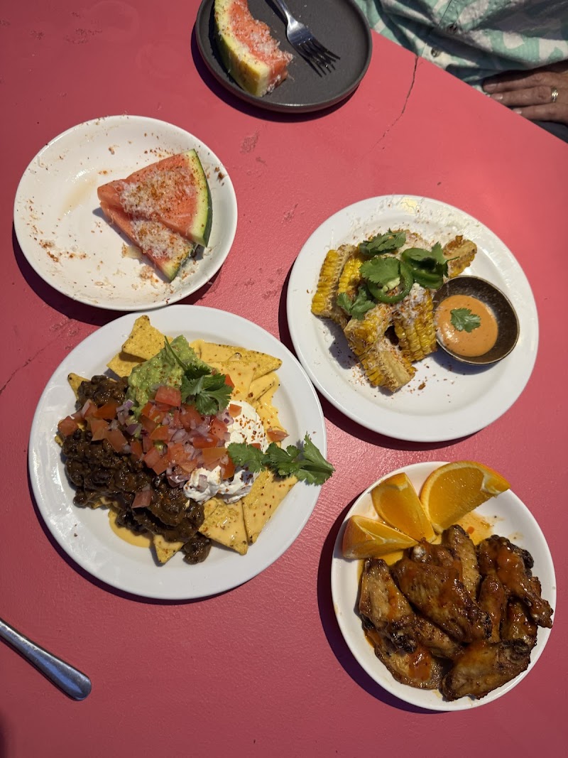 Flora's temper Cantina photo 8