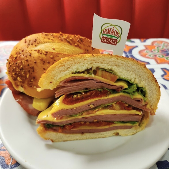 Foto de Adega & Lanches Irmãos Gomes
