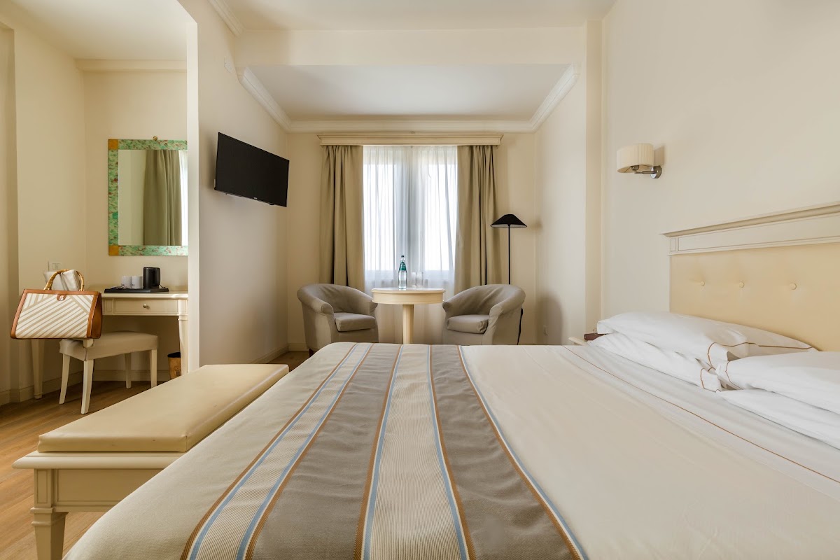 Hotel Catalunya hero