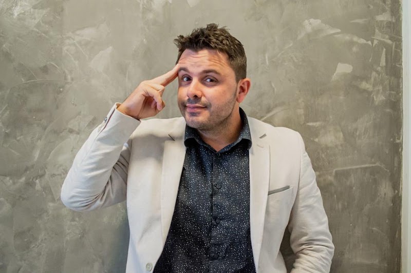 Dr. Rodrigo Assumção
