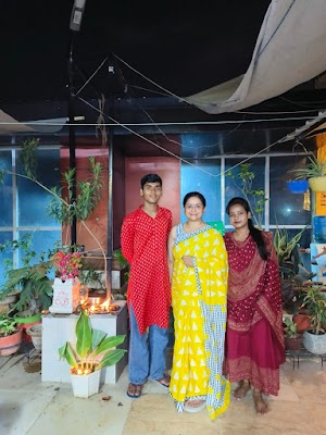 Dr Garima Trivedi Gynaecologist in Allahabad-Best Gynecologist | Infertility| Laproscopy Specalist Doctor in Prayagraj - Image 2