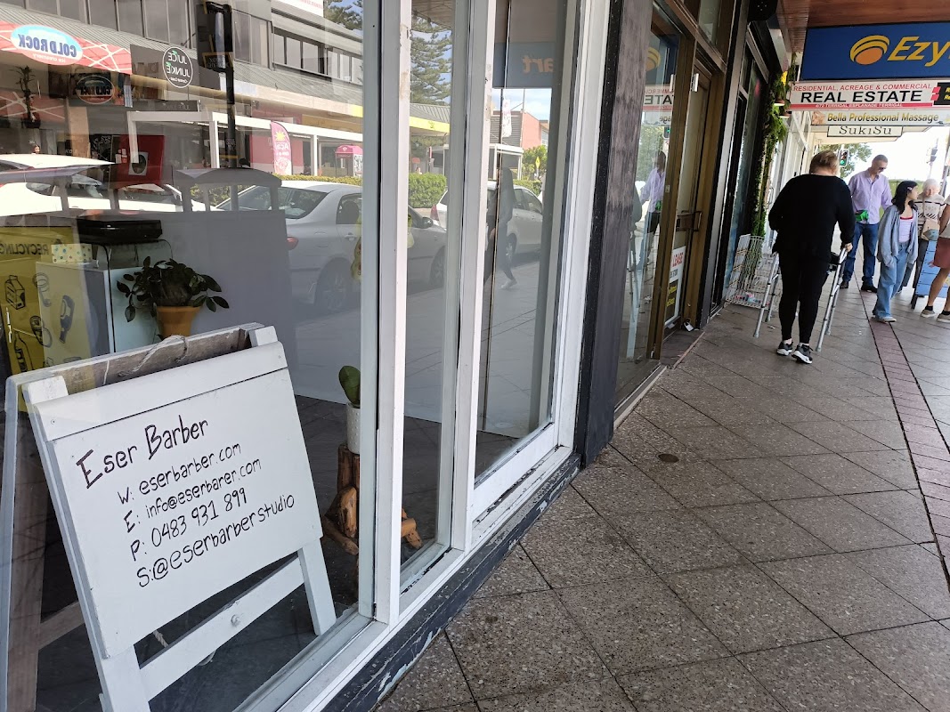 Eser Barber photo 1