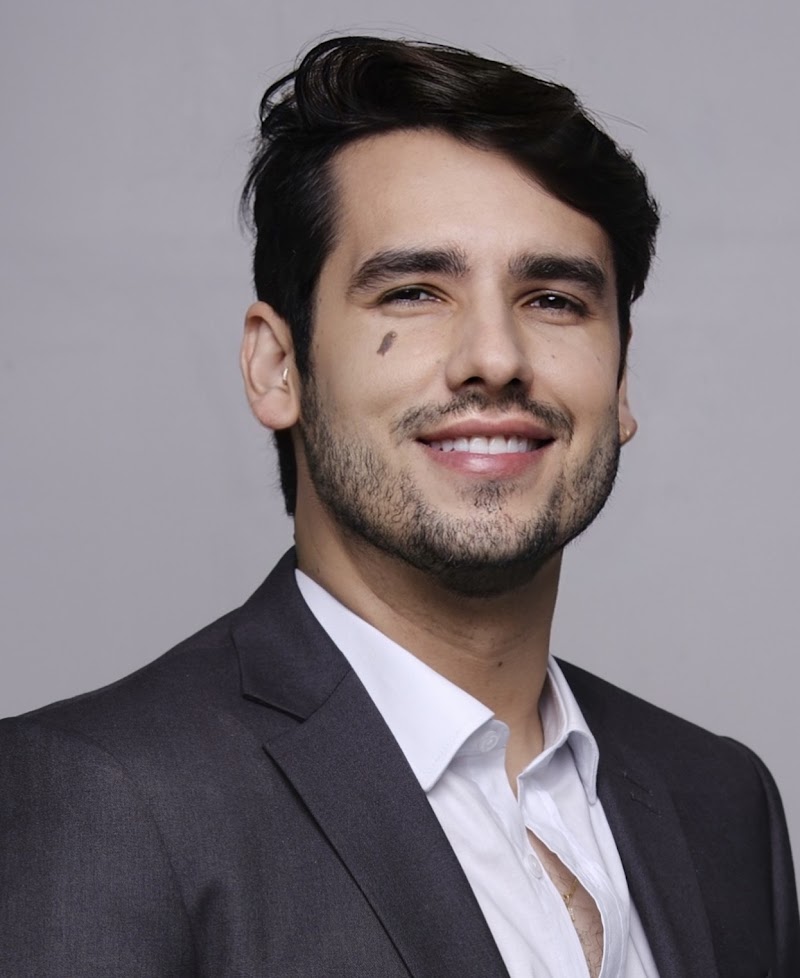 Dr. Maxwel Marques Dentista 24 horas Curitiba