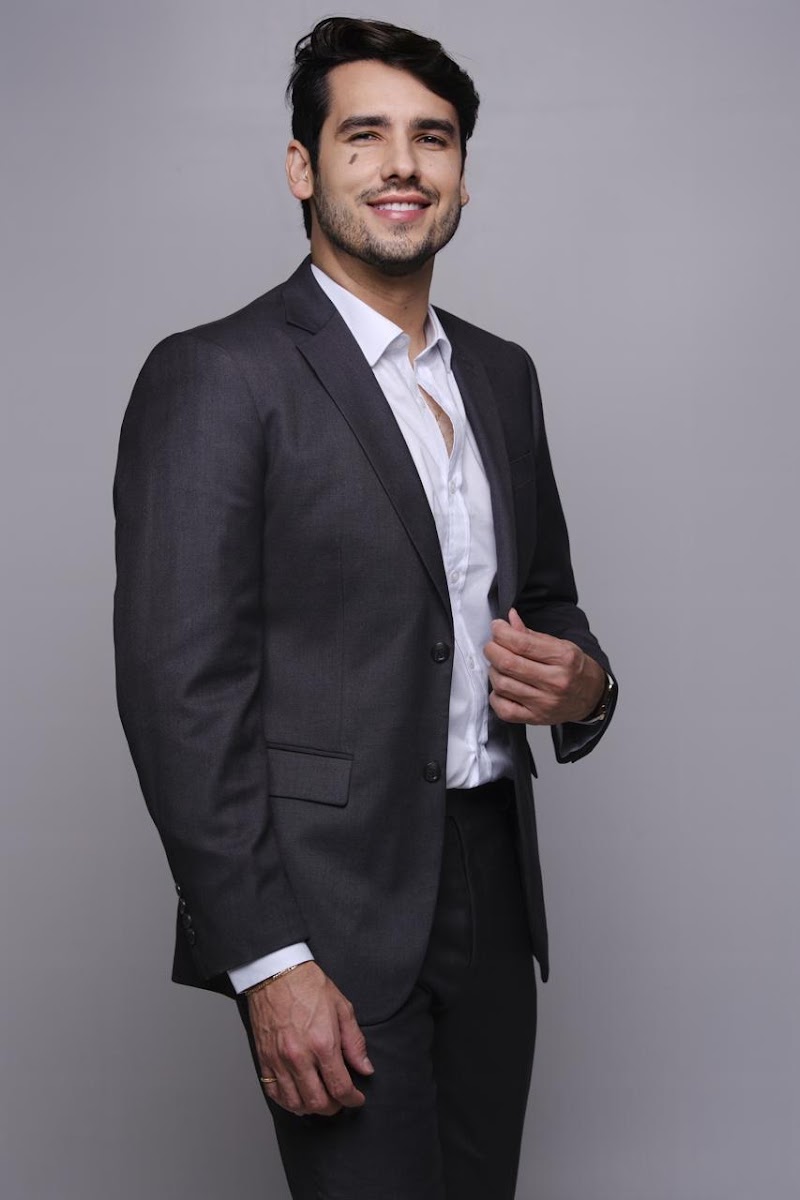 Dr. Maxwel Marques Dentista 24 horas Curitiba - foto 4