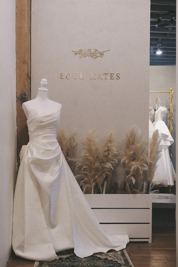 Soul Mates Bridal portfolio