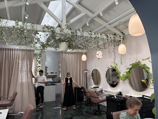 Manipulate Hair Studio photo 2