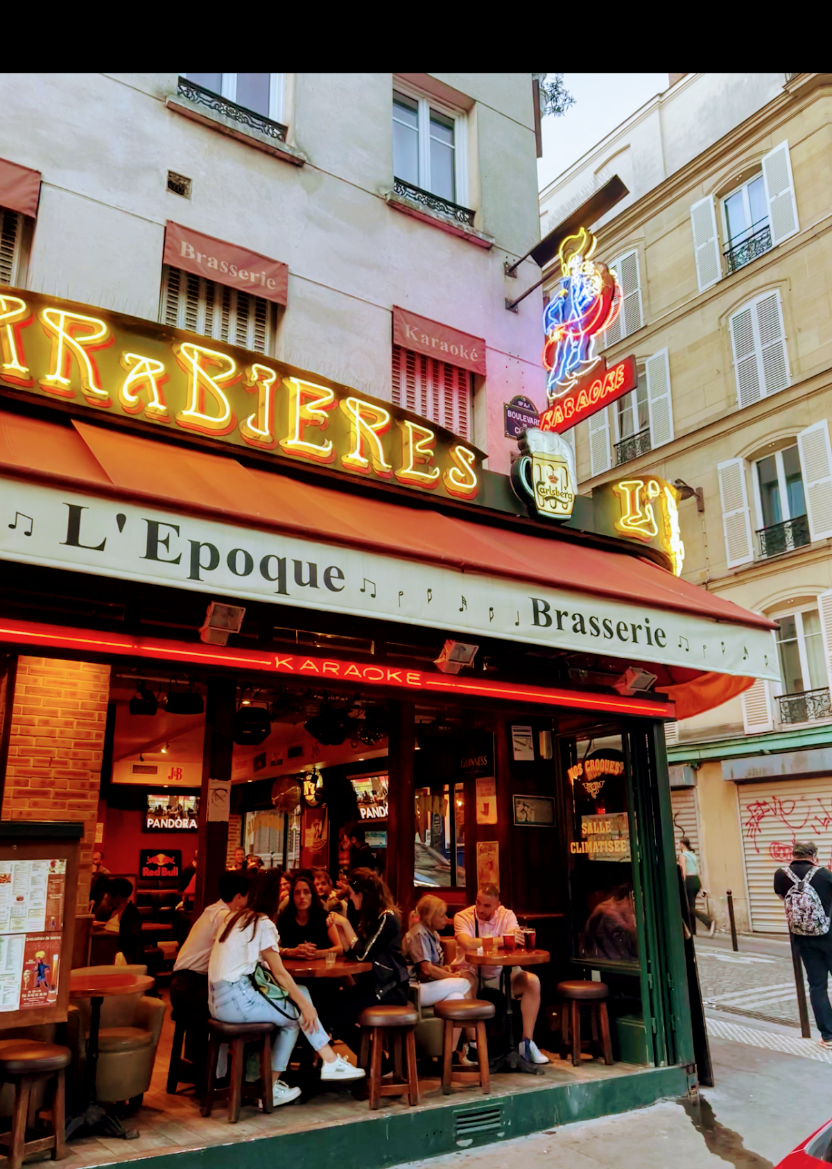 L'Époque, vue extérieure