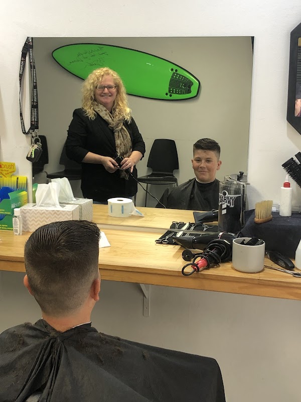 Donna's Barber Shop photo 1