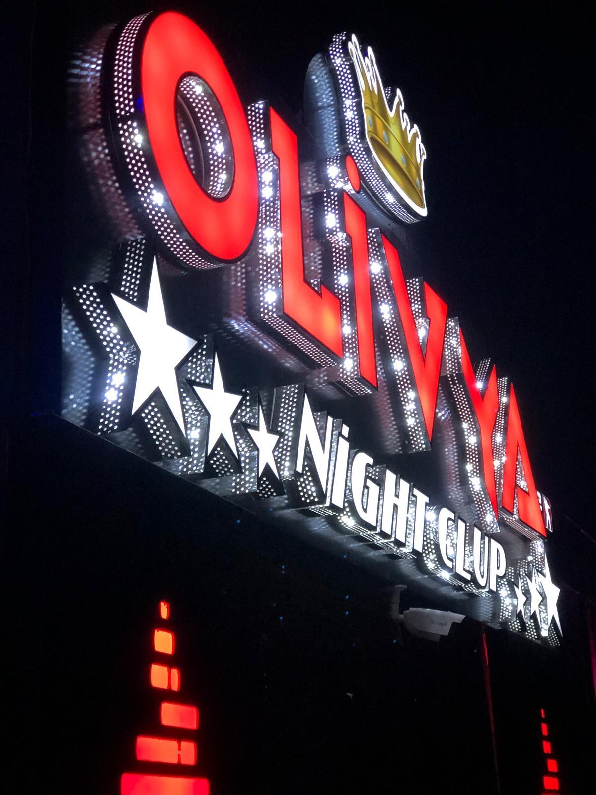 43 Olivya Night Clup mekanı