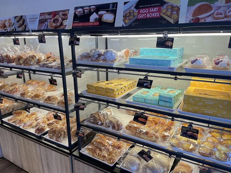 85°C Bakery Cafe - Newark photo 4