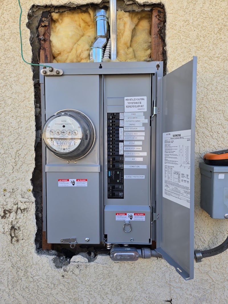 Blue Moon Electrical - Electrician in Los Angeles