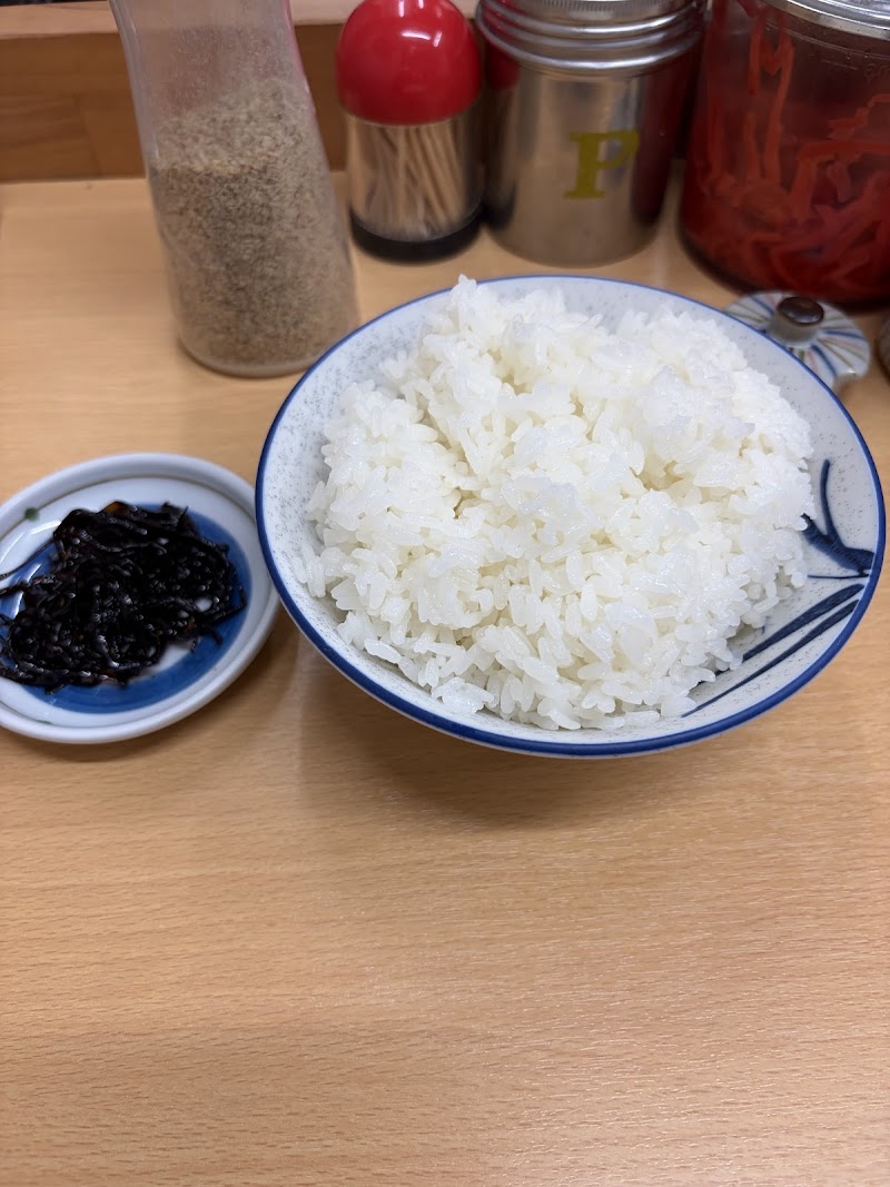昭和 福一ラーメン 皿山店 写真3
