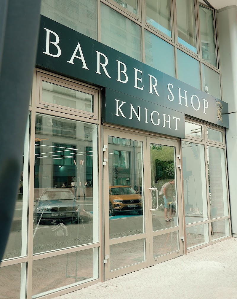 Knight Barbershop (Wola)