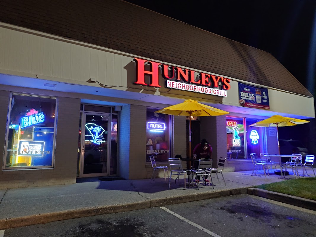 Hunley's Neighborhood Grill photo 5