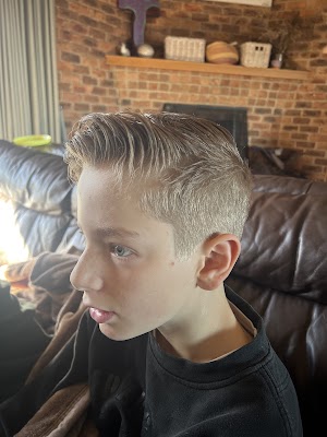 The Royal Barber Shop photo 3