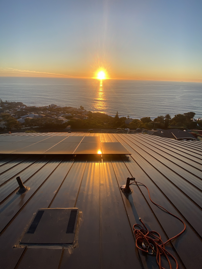 Los Angeles Local Solar and Roofing