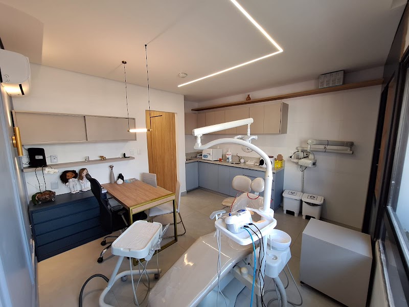 Dent Clinic - Odontologia Integrada