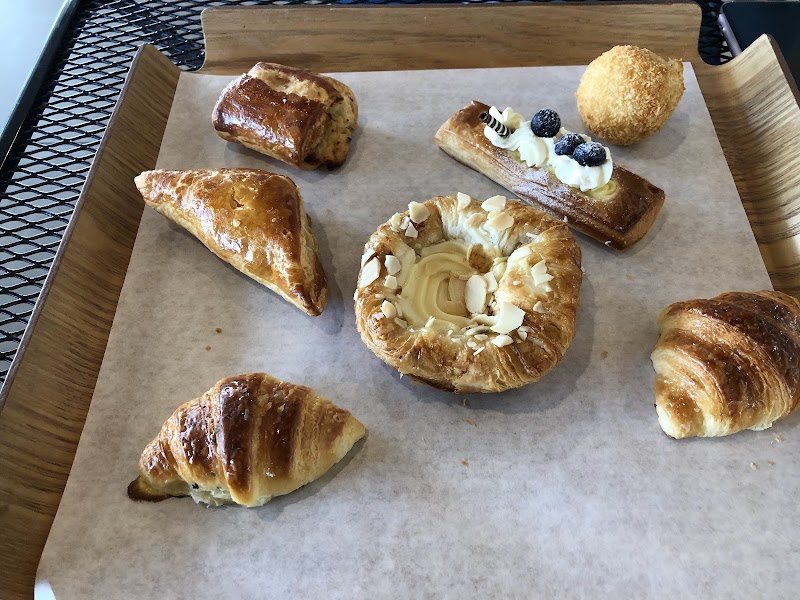 Paris Baguette photo 2