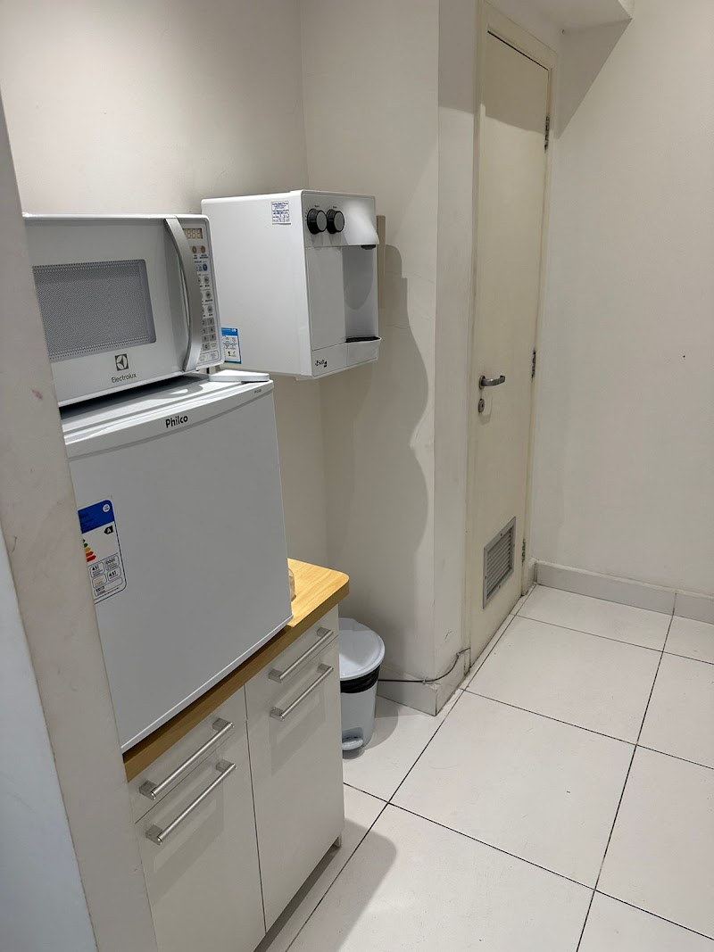 Dentista - Especialista em Implantes- Orto - Harmonização Facial- Dr. Rodrigo Nickhorn - foto 4