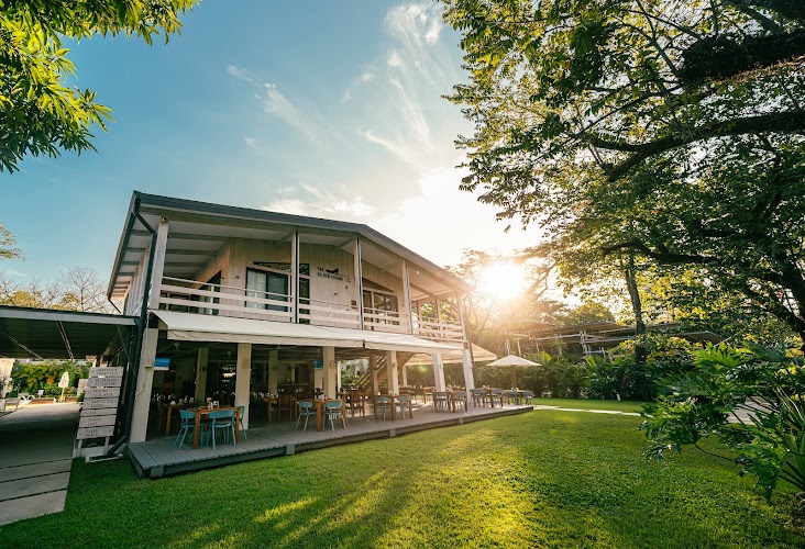 The Gilded Iguana Surf Hotel