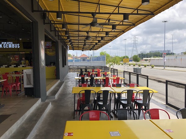 Ayam Gepuk Pak Gembus Melaka Lagenda