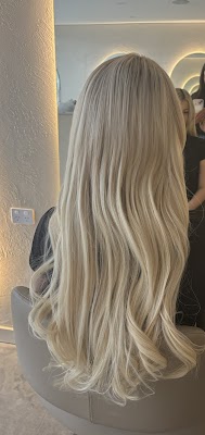 Hair with Sammy photo 2