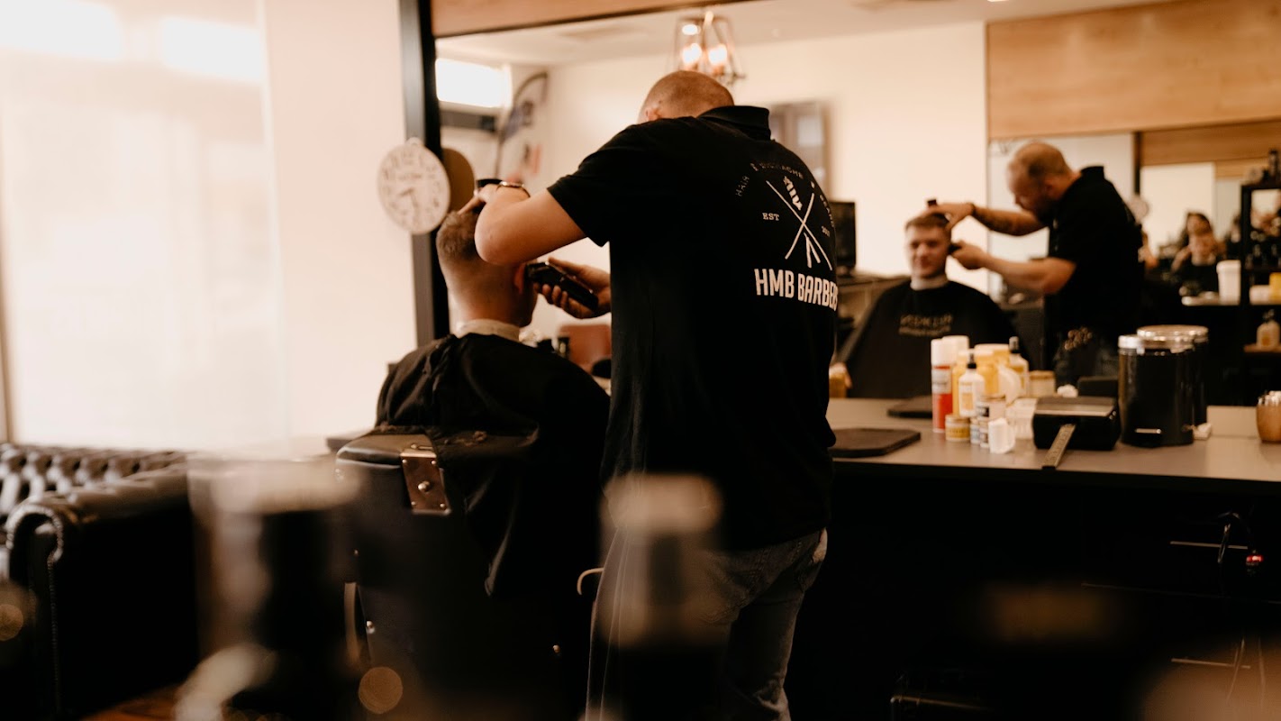 HMB Barbers - Idalia photo 1
